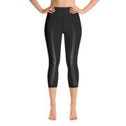 Gemsbok 2 Yoga Capri Leggings - 57 Peaks